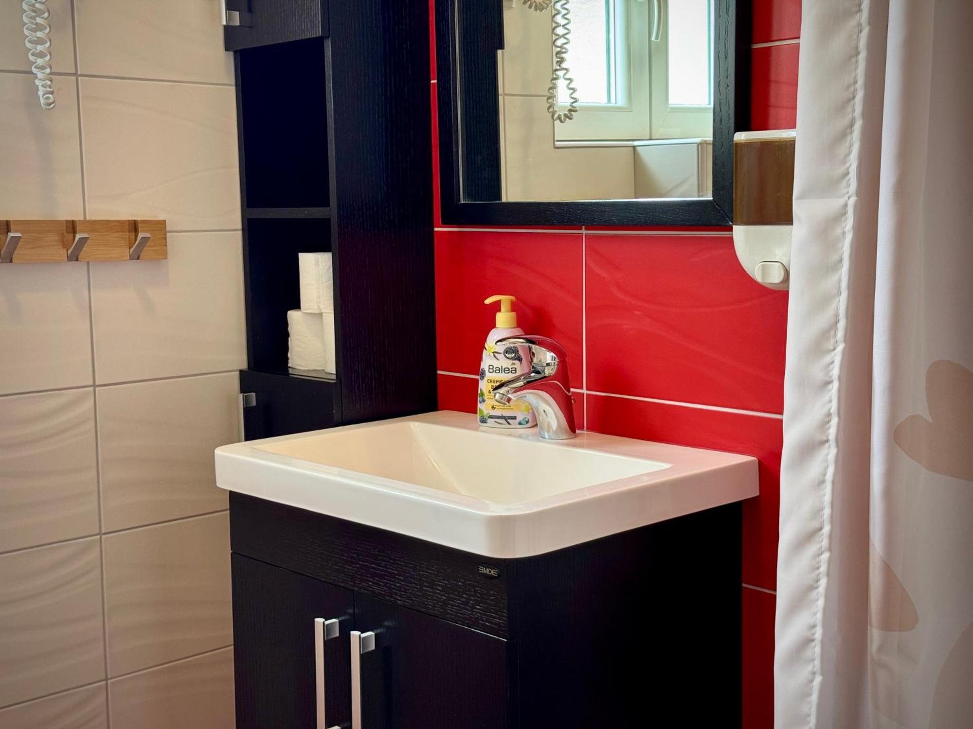 Apartments Maricic Rab Island Palit Ngoại thất bức ảnh